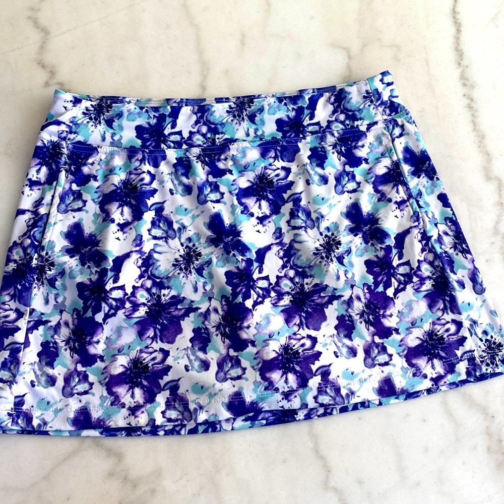Skirt with white shorts built in.